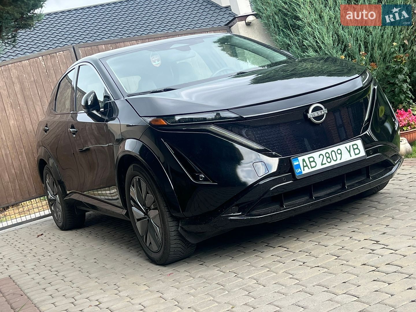 Nissan Ariya 2023 VIN JN1AF0BA1PM408179 фото оголошення 2 з 14
