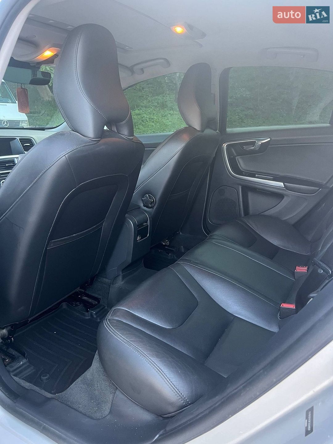 Volvo S60 2014 VIN YV1612TK3F2334837 фото оголошення 8 з 16