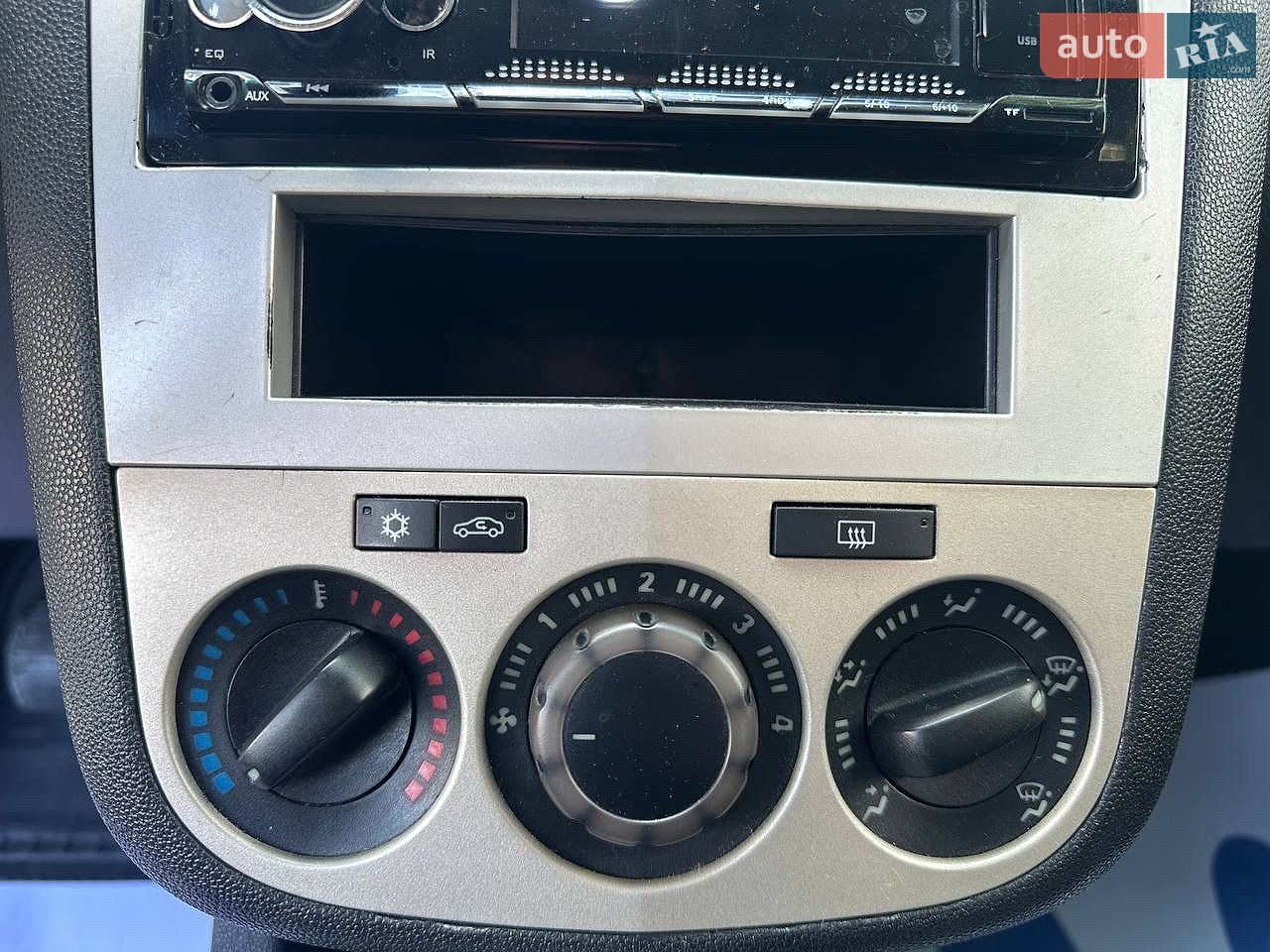 Opel Corsa 2008 VIN W0L0SDL0884155195 фото оголошення 18 з 37