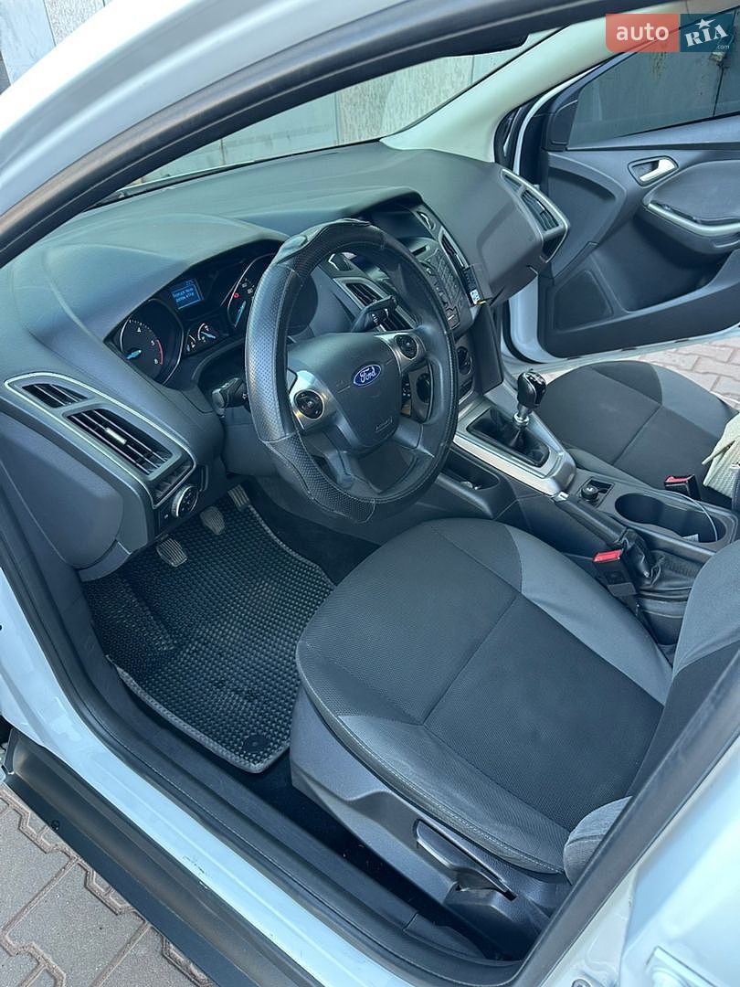 Ford Focus 2011 VIN WF0LXXGCBLBY35488 фото оголошення 11 з 14