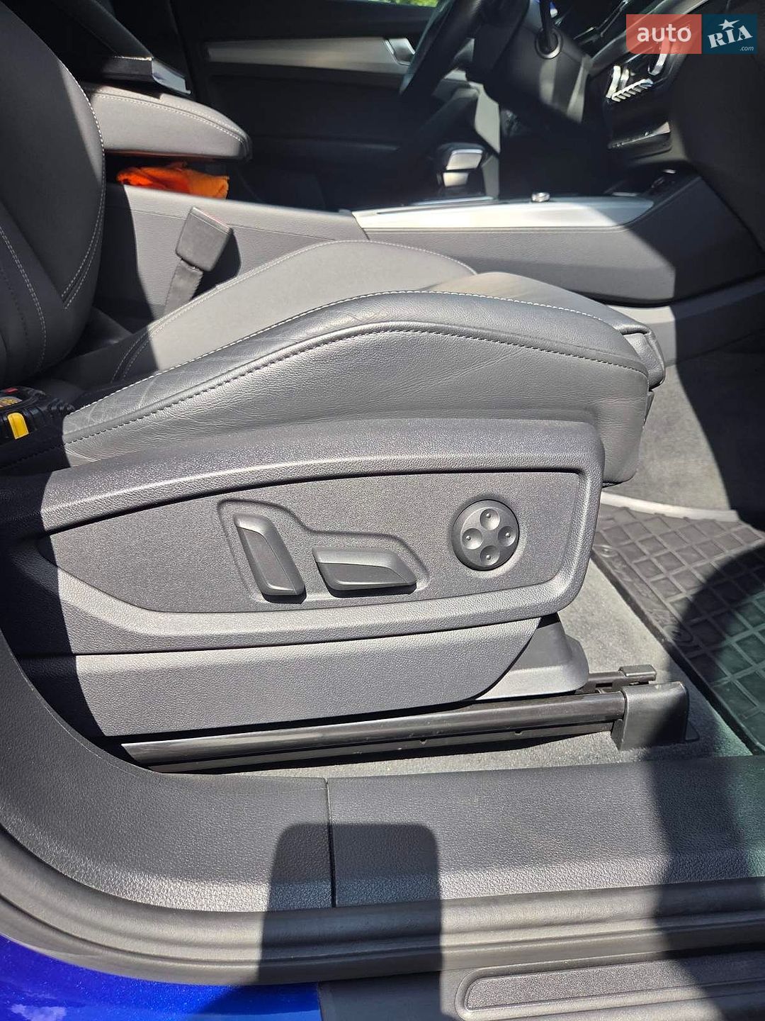 Audi Q5 2022 VIN WA1EAAFY1P2001947 фото оголошення 12 з 30