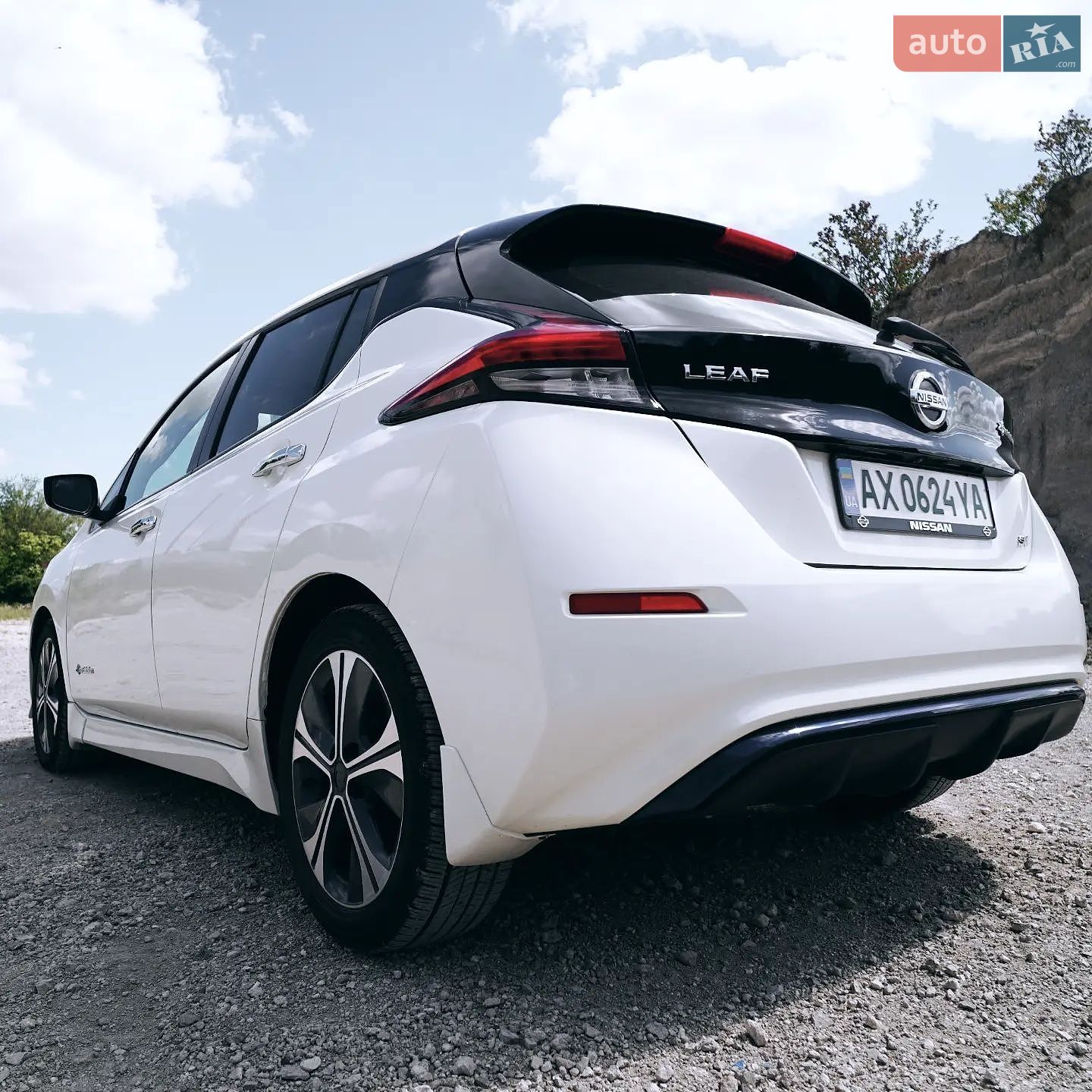 Nissan Leaf 2019 VIN 1N4AZ1CP1KC315647 фото оголошення 12 з 44