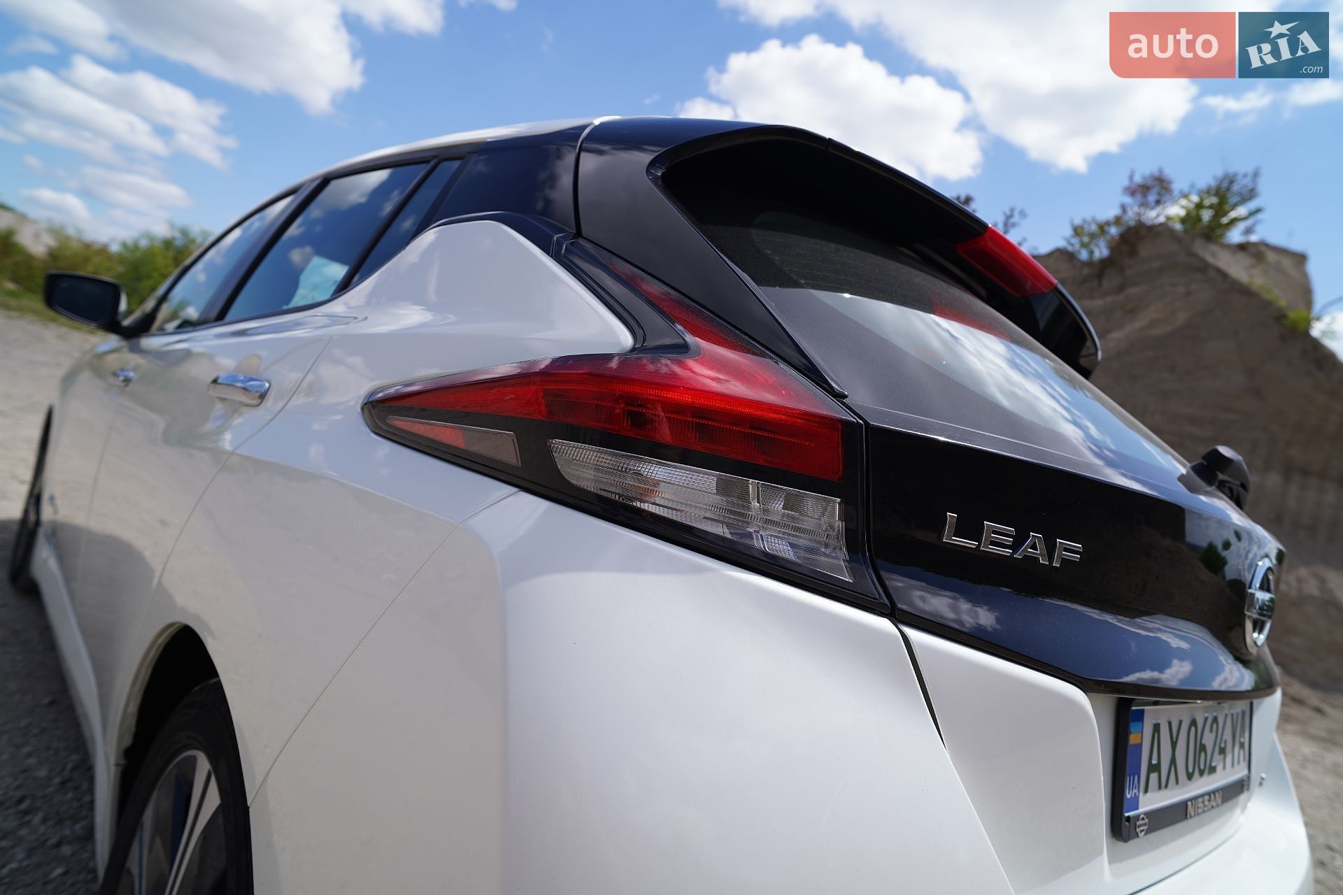Nissan Leaf 2019 VIN 1N4AZ1CP1KC315647 фото оголошення 14 з 44