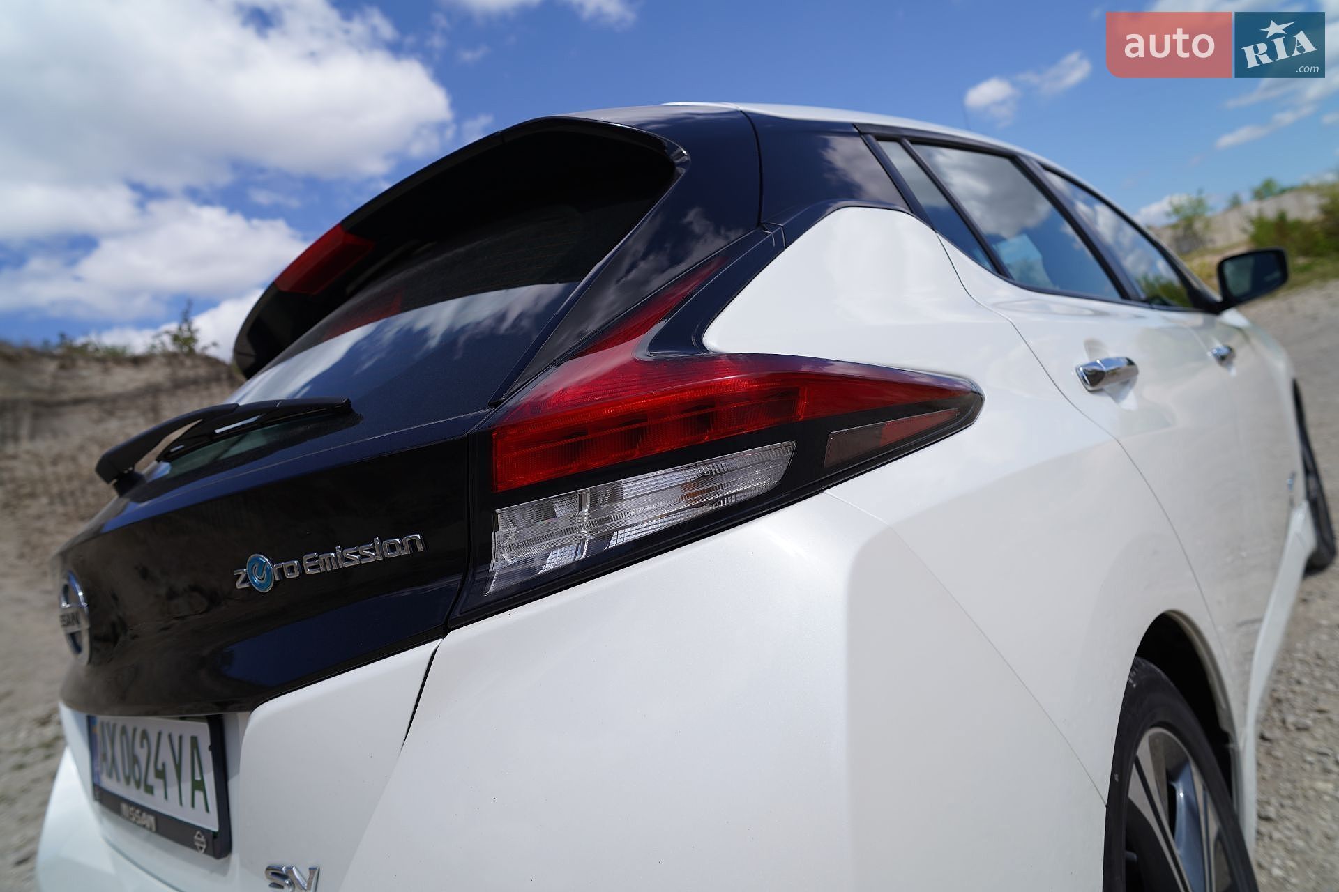 Nissan Leaf 2019 VIN 1N4AZ1CP1KC315647 фото оголошення 15 з 44