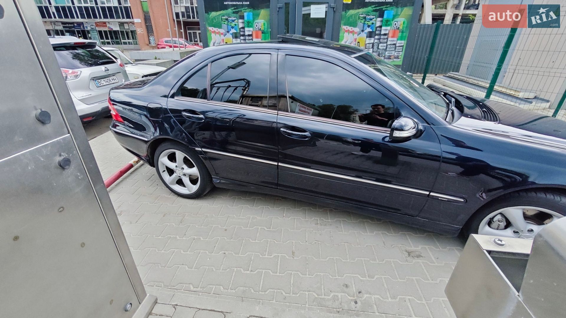 Mercedes-Benz C-Class 2005 VIN WDBRF40J25F685630 фото оголошення 4 з 16
