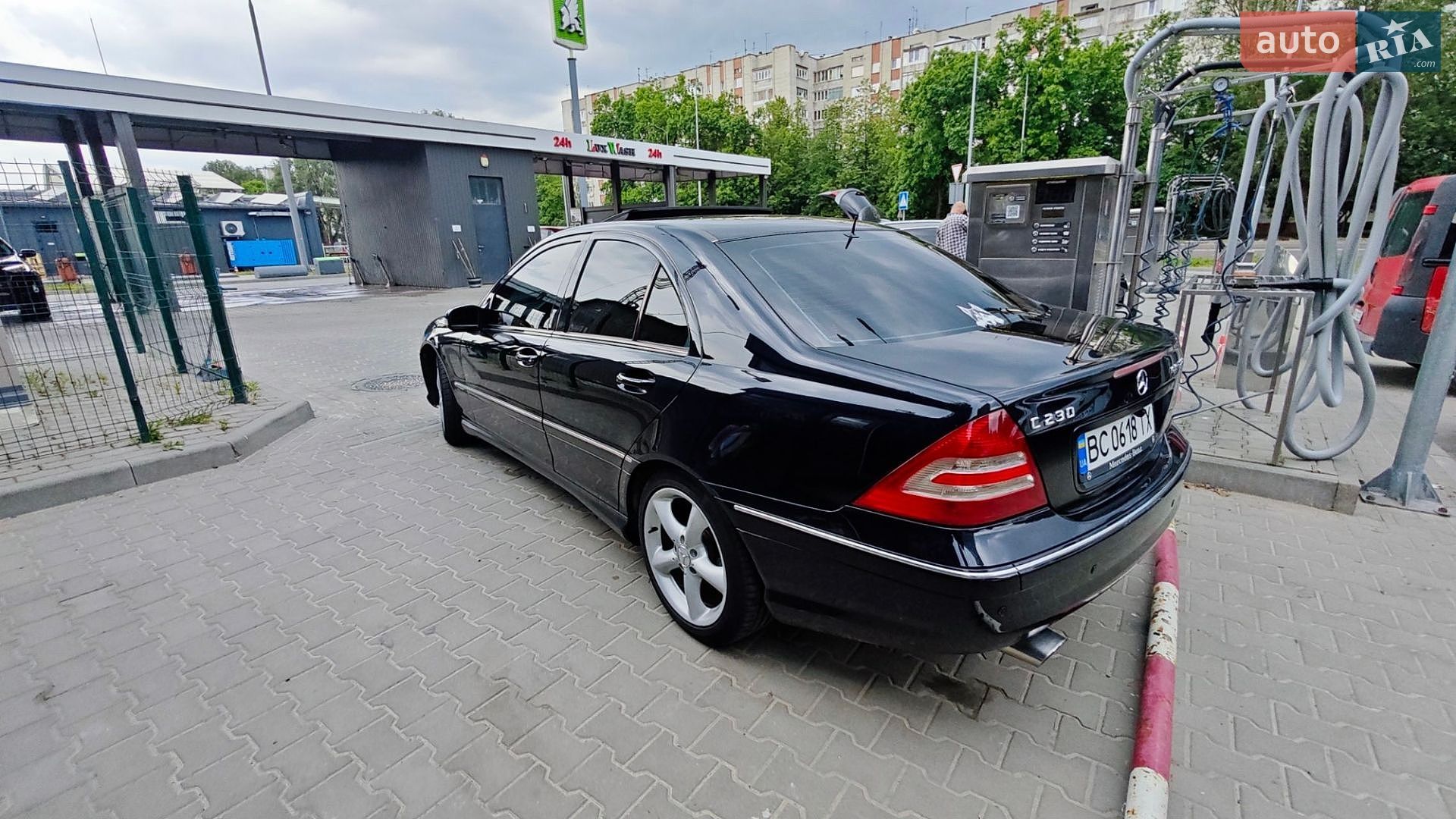 Mercedes-Benz C-Class 2005 VIN WDBRF40J25F685630 фото оголошення 5 з 16