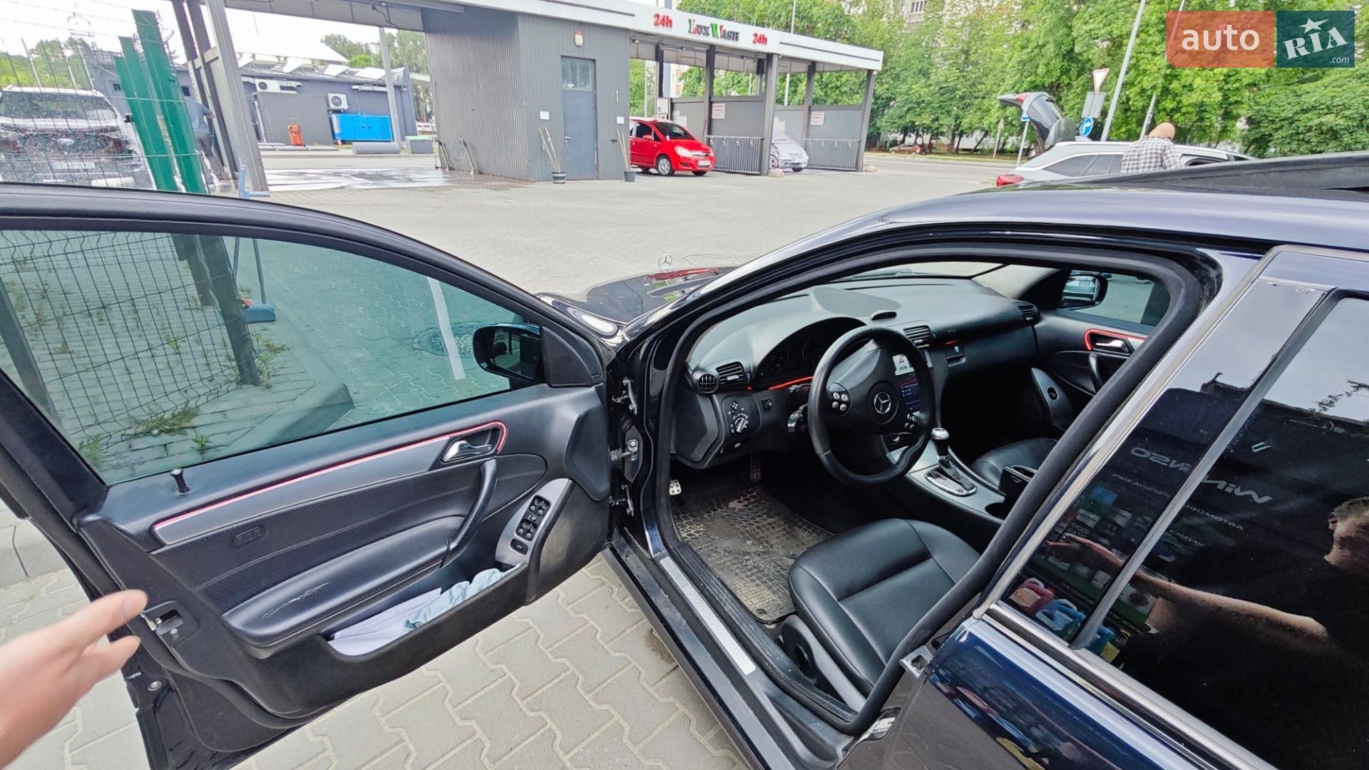 Mercedes-Benz C-Class 2005 VIN WDBRF40J25F685630 фото оголошення 6 з 16