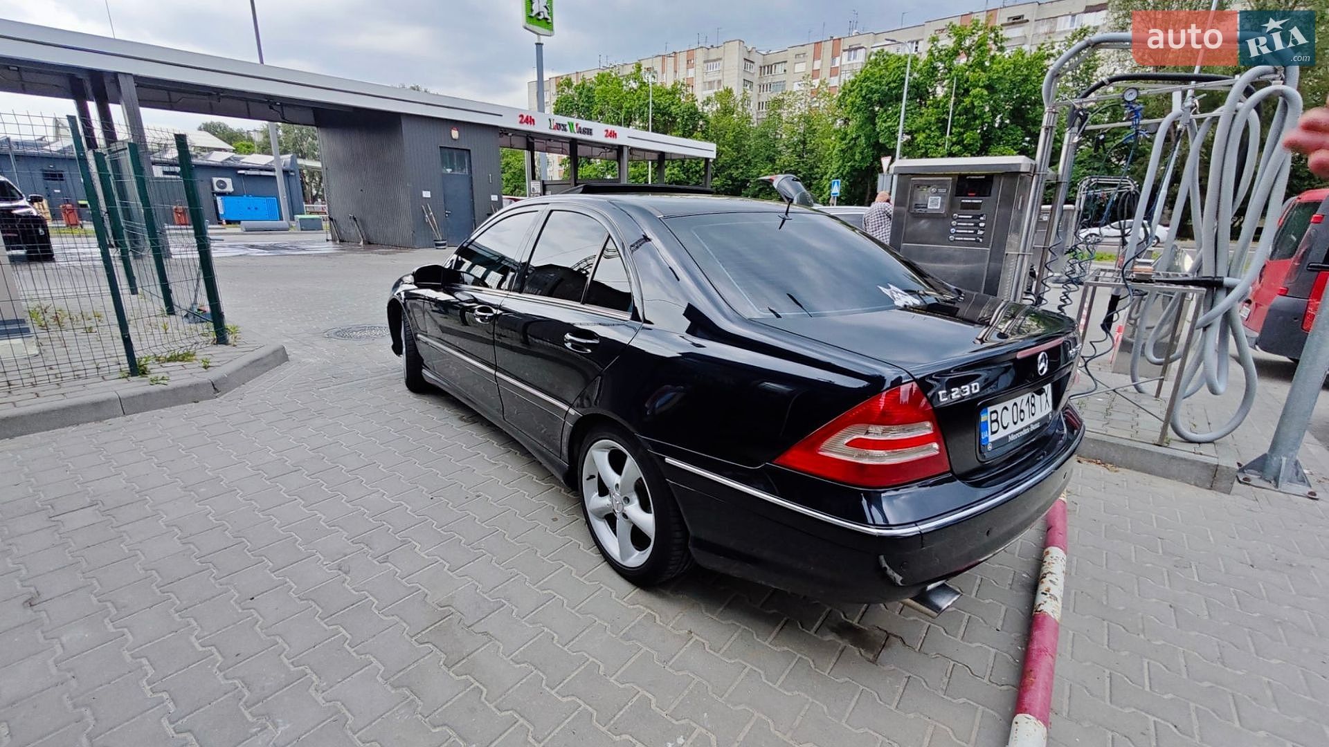Mercedes-Benz C-Class 2005 VIN WDBRF40J25F685630 фото оголошення 10 з 16