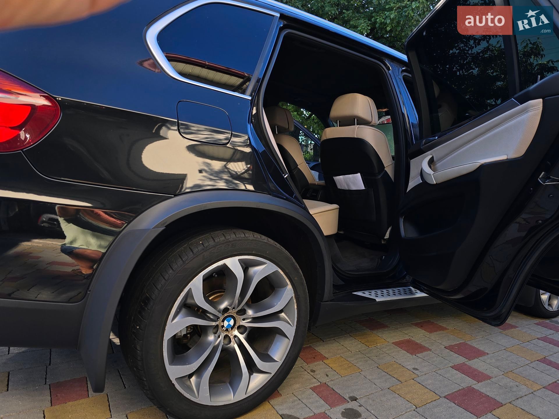 BMW X5 2011 VIN Y79ZW61090LC46850 фото оголошення 17 з 27