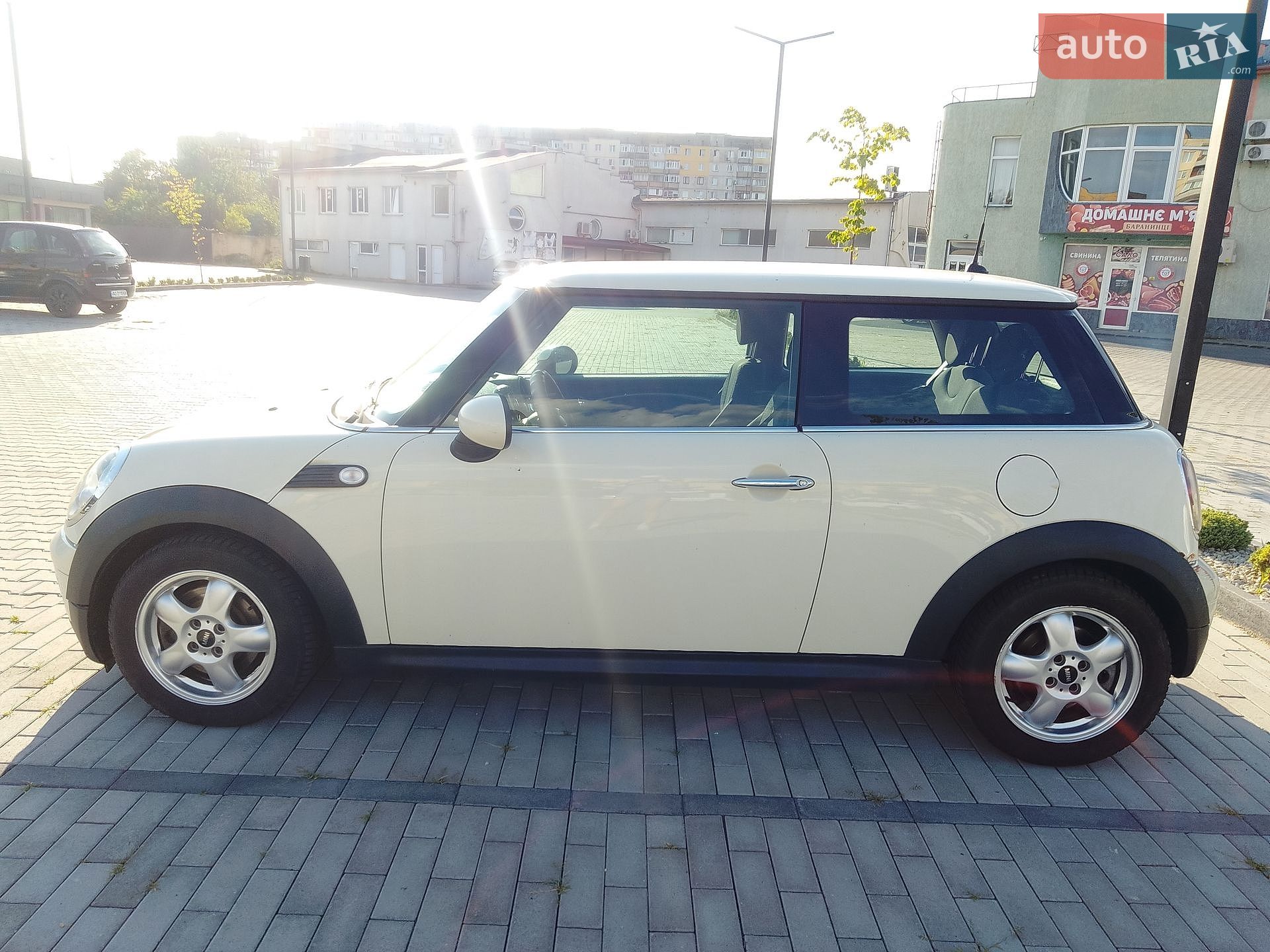 MINI Hatch 2008 VIN WMWME31030TU21869 фото оголошення 15 з 21