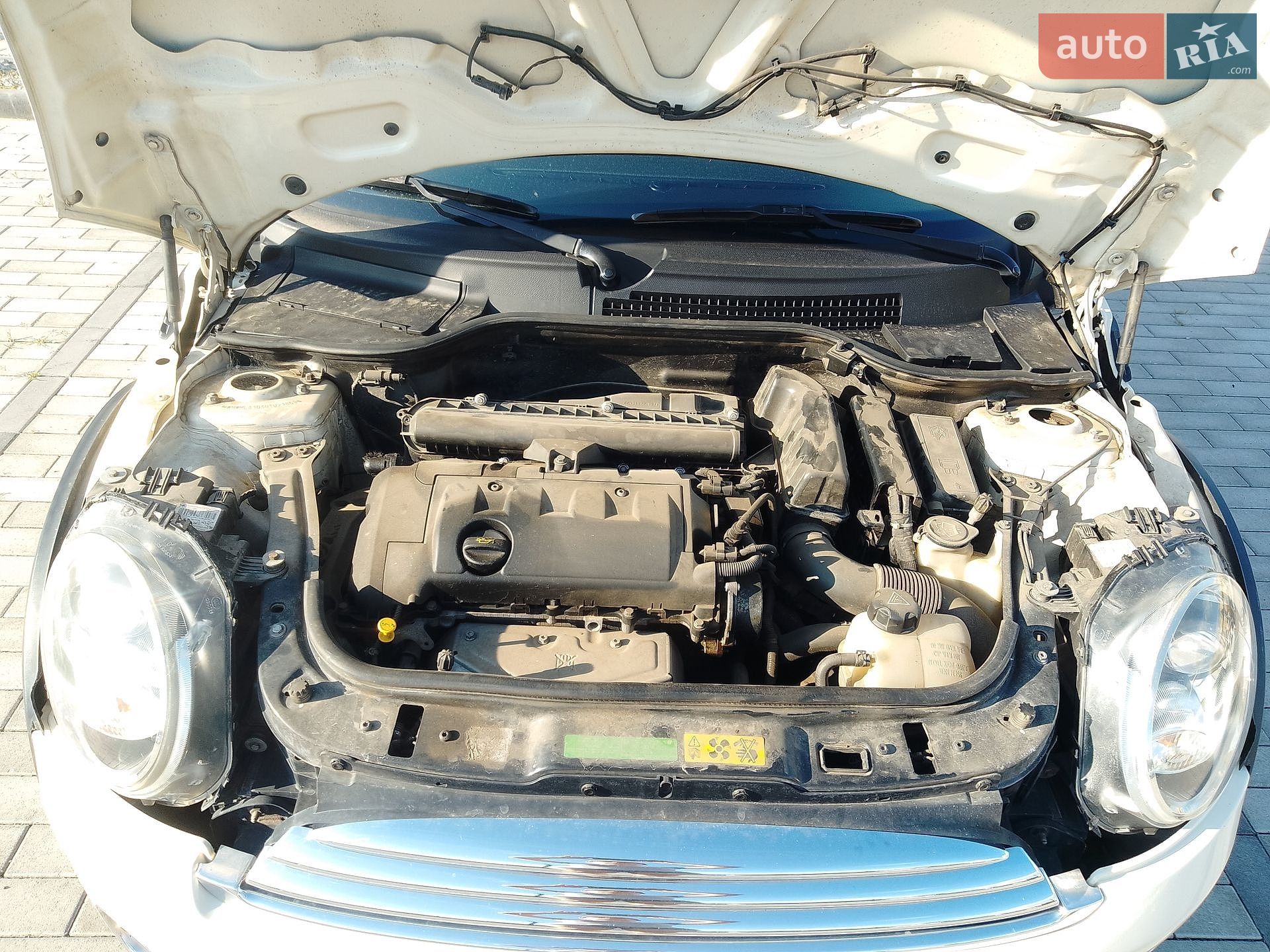 MINI Hatch 2008 VIN WMWME31030TU21869 фото оголошення 17 з 21