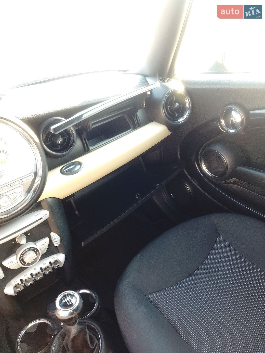 MINI Hatch 2008 VIN WMWME31030TU21869 фото оголошення 21 з 21