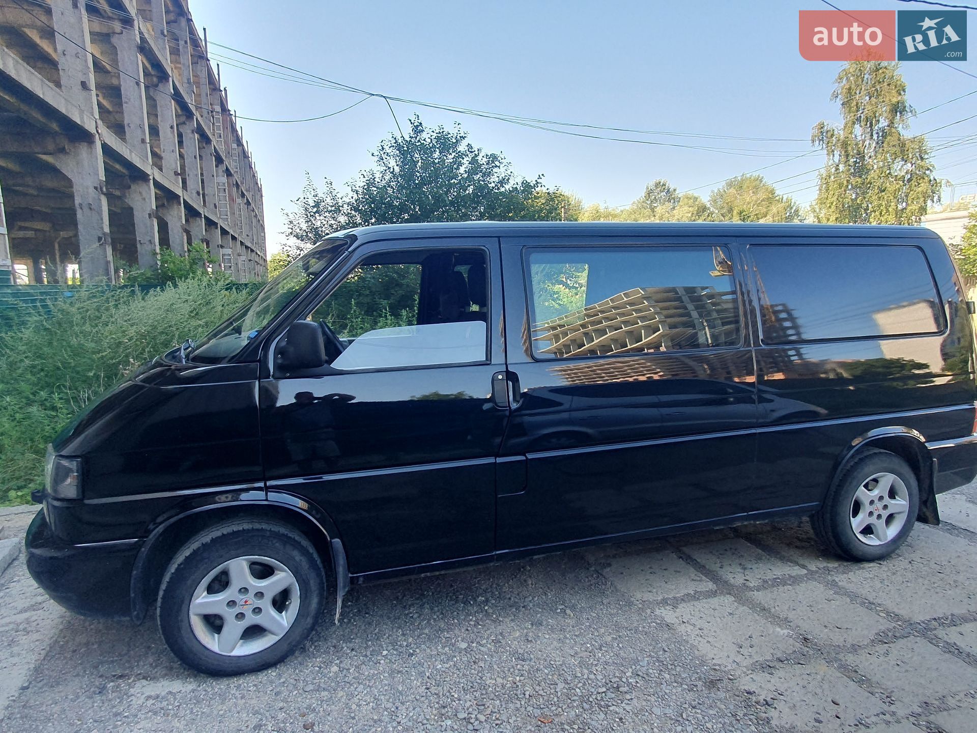Volkswagen Transporter 2000 VIN WV1ZZZ70ZYH147409 фото оголошення 4 з 30