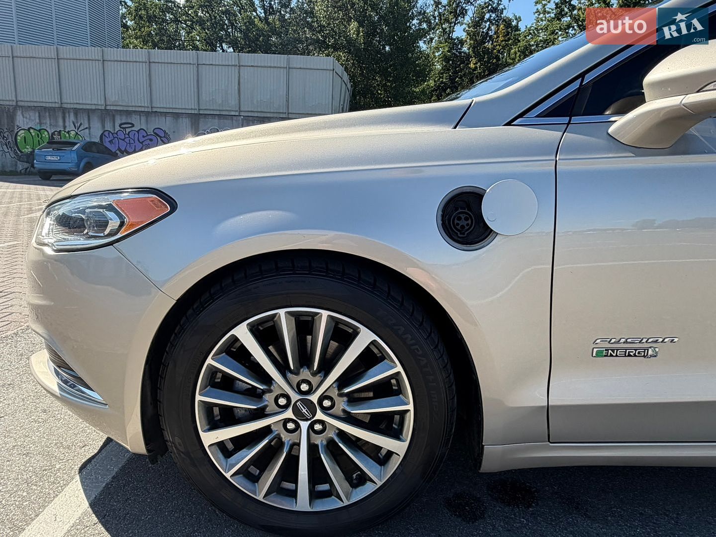 Ford Fusion 2017 VIN 3FA6P0PU0JR123576 фото оголошення 5 з 23