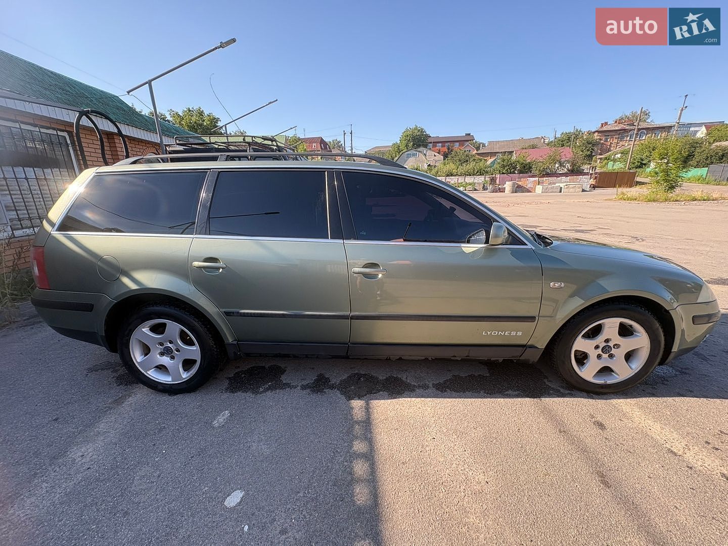 Volkswagen Passat 2001 VIN WVWZZZ3BZ2E162600 фото оголошення 4 з 9