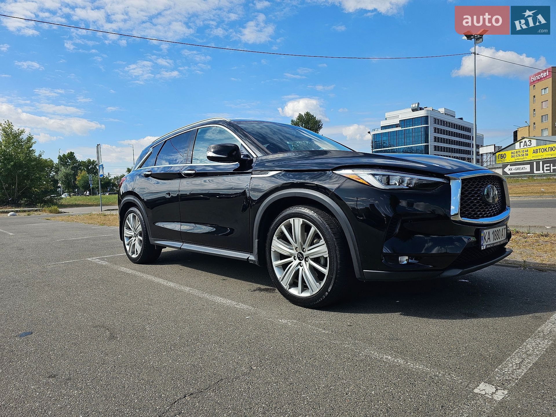 Infiniti QX50 2020 VIN 3PCAJ5M12LF121099 фото оголошення 2 з 18