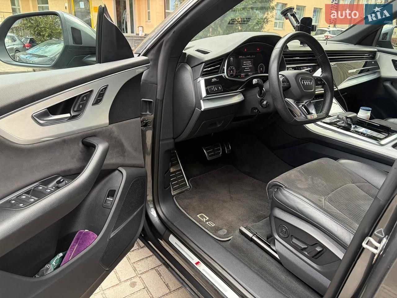 Audi Q8 2018 VIN WAUZZZF17KD017792 фото оголошення 16 з 34