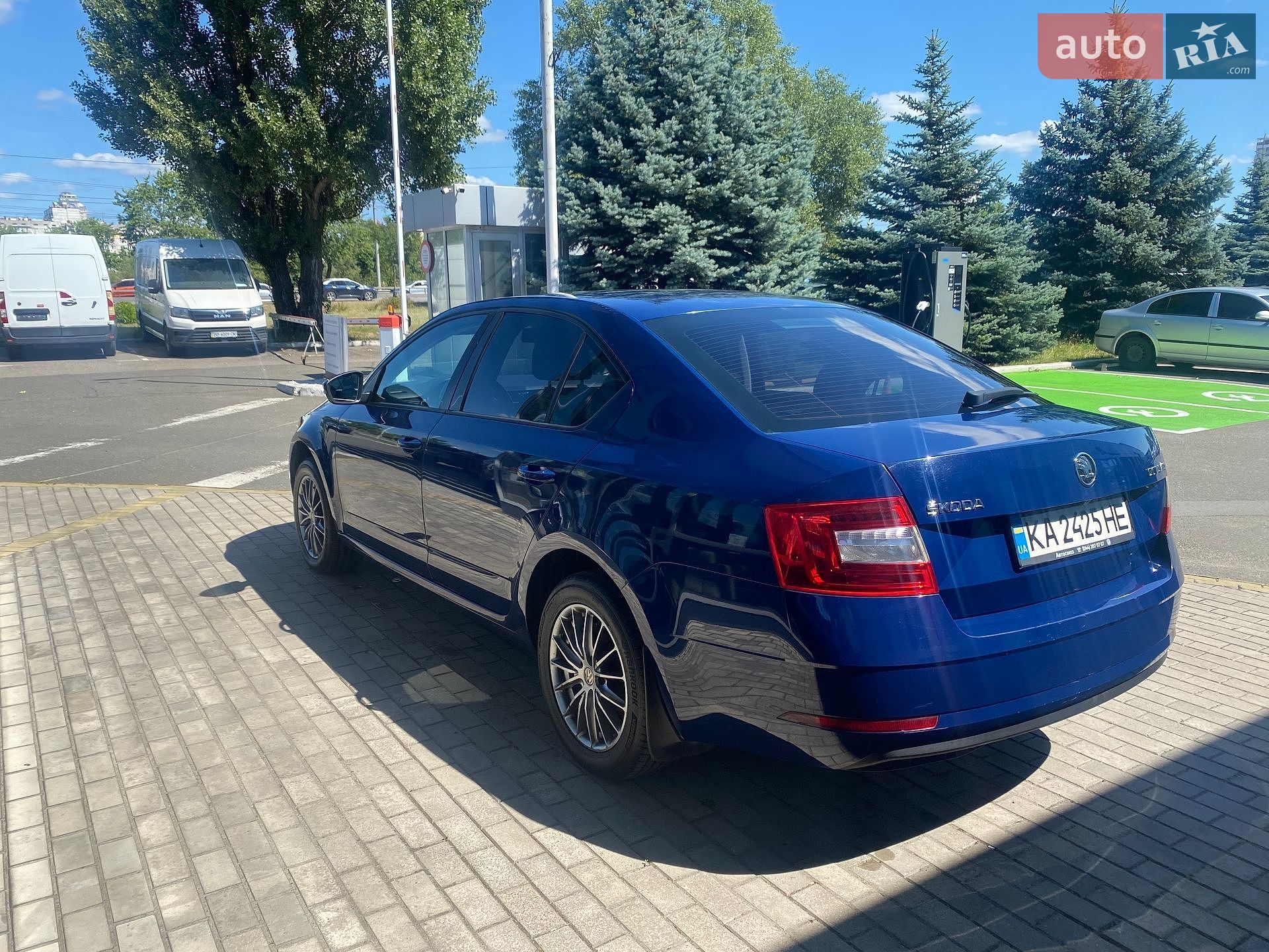 Skoda Octavia 2017 VIN TMBAC2NEXJB007135 фото оголошення 7 з 24