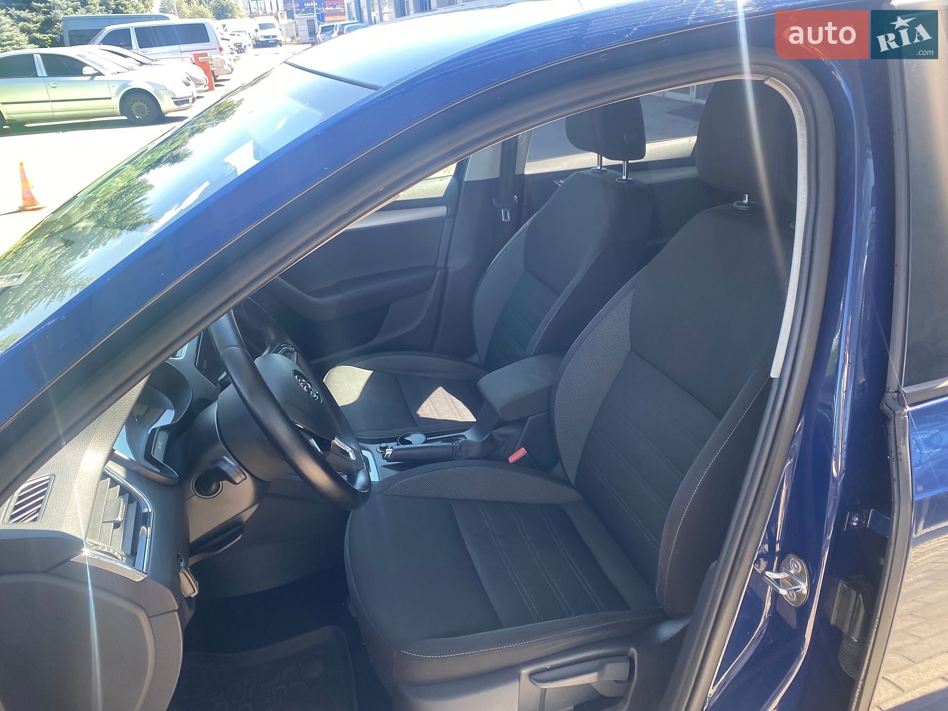 Skoda Octavia 2017 VIN TMBAC2NEXJB007135 фото оголошення 10 з 24