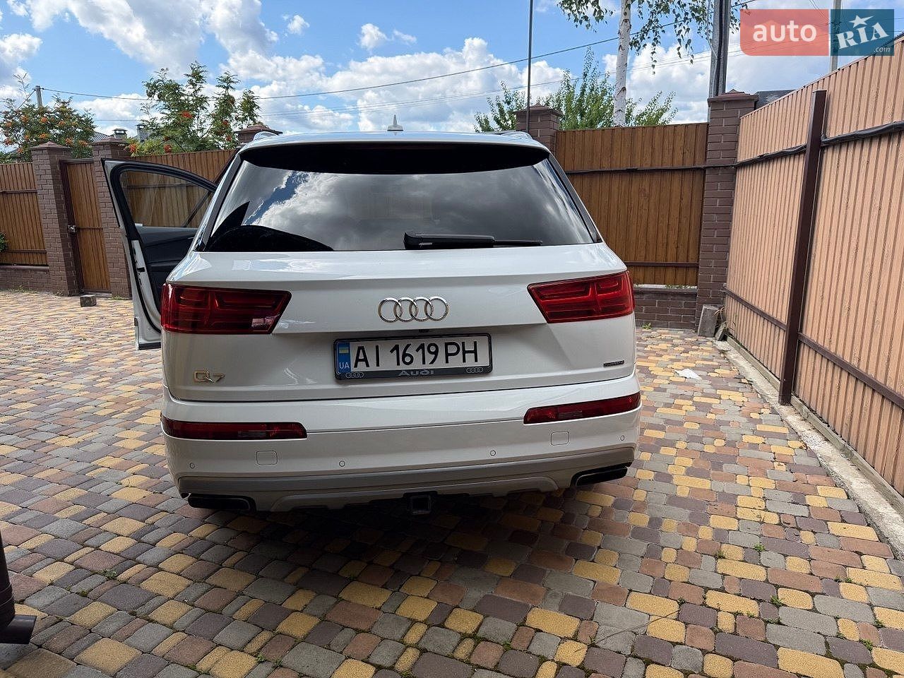 Audi Q7 2019 VIN WA1LABF72KD034604 фото оголошення 5 з 19