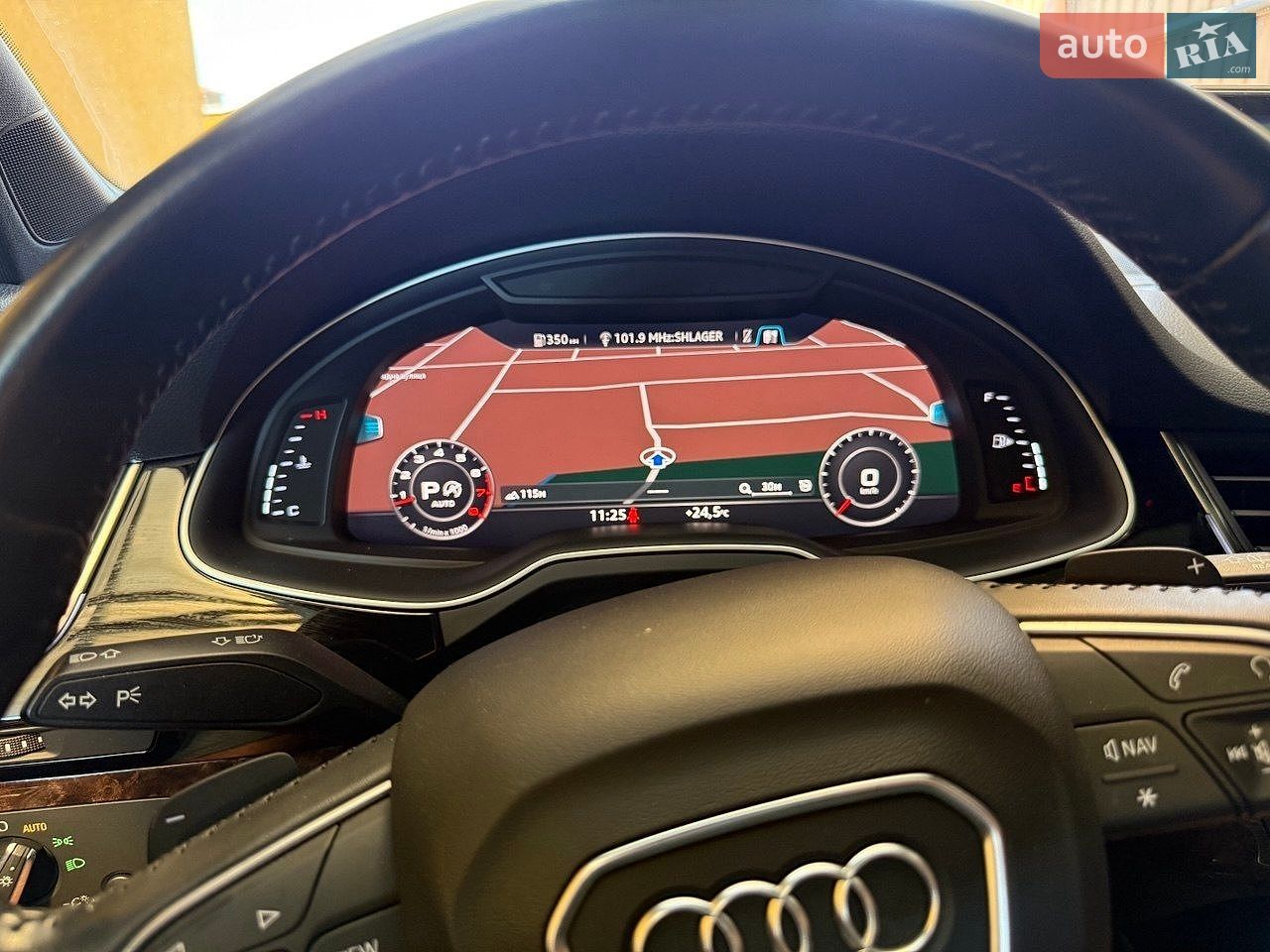 Audi Q7 2019 VIN WA1LABF72KD034604 фото оголошення 11 з 19