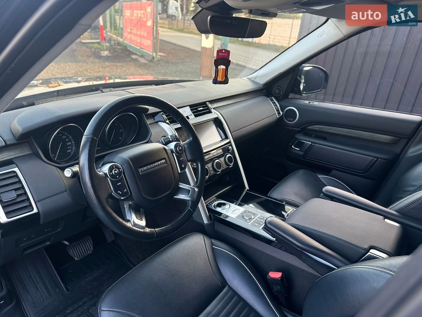 Land Rover Discovery 2017 VIN SALRA2BN7HA006742 фото оголошення 12 з 36