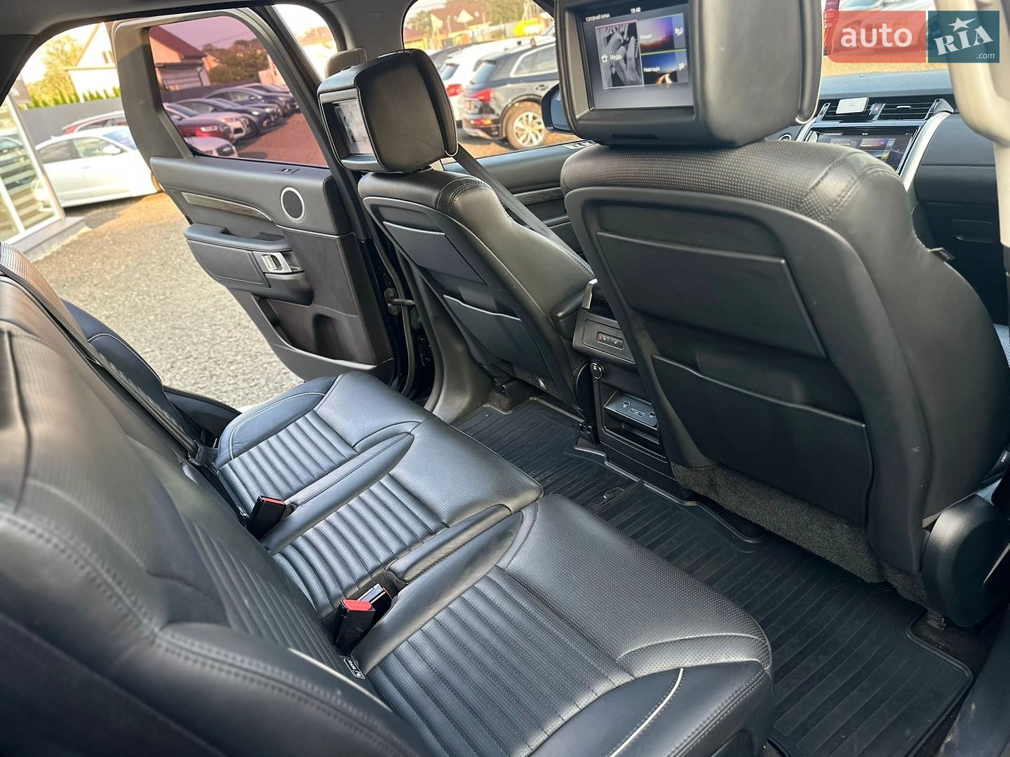 Land Rover Discovery 2017 VIN SALRA2BN7HA006742 фото оголошення 29 з 36