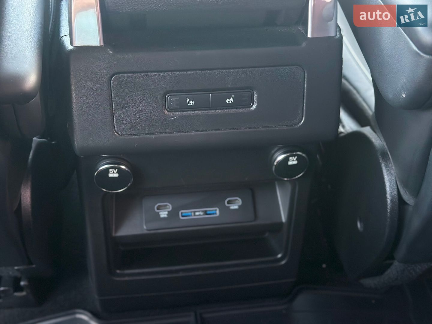 Land Rover Discovery 2017 VIN SALRA2BN7HA006742 фото оголошення 32 з 36