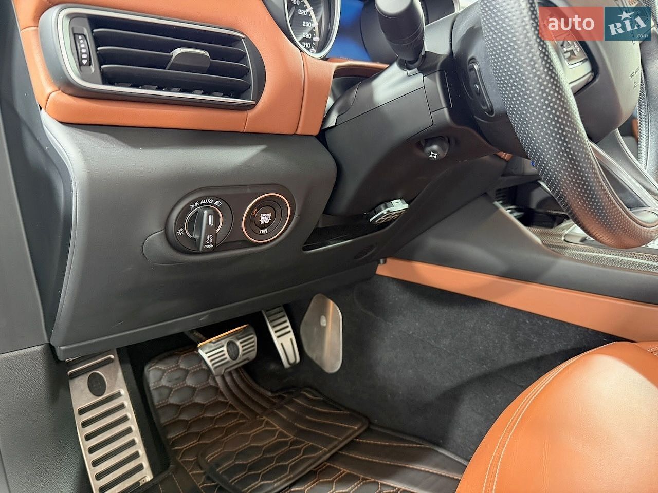 Maserati Levante 2019 VIN ZN6XU61B00X329806 фото оголошення 38 з 53