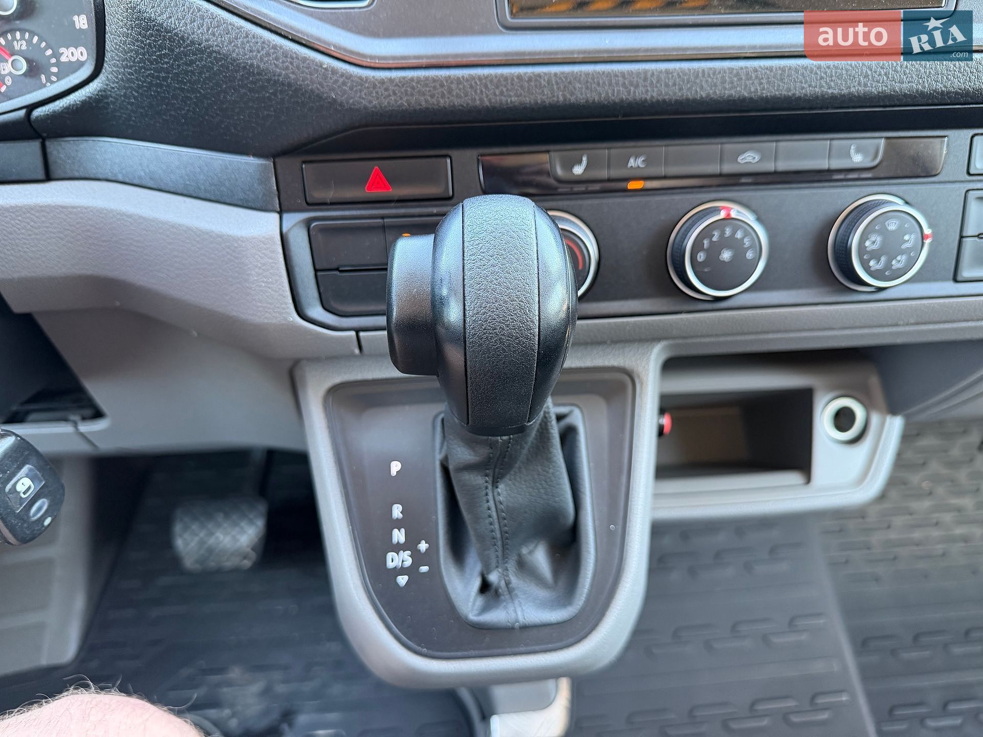 Volkswagen Crafter 2019 VIN WV1ZZZSYZK9053741 фото оголошення 29 з 34