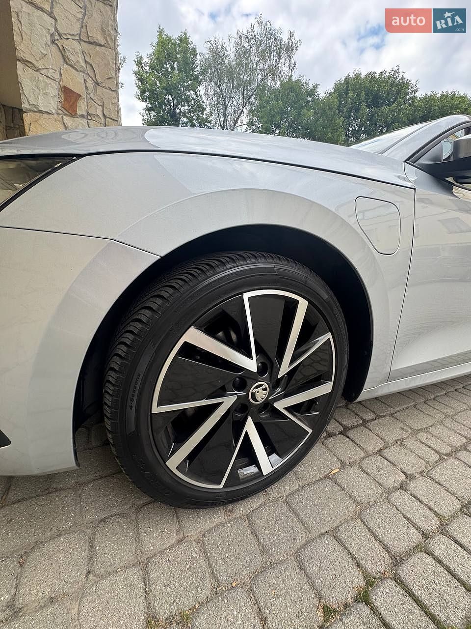 Skoda Octavia 2021 VIN TMBJW7NX8MY099448 фото оголошення 4 з 14