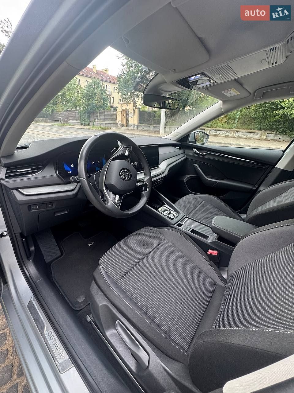 Skoda Octavia 2021 VIN TMBJW7NX8MY099448 фото оголошення 9 з 14
