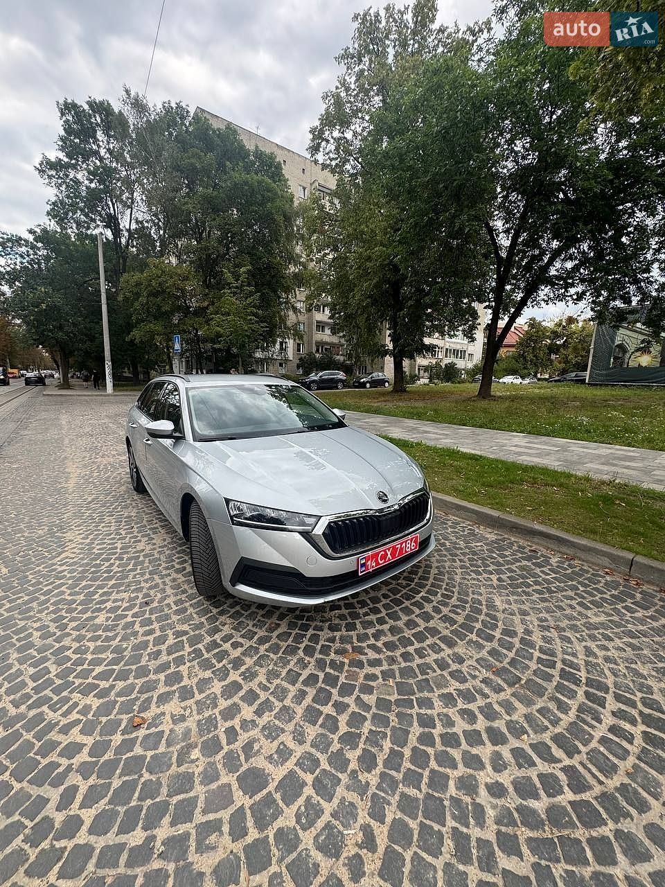 Skoda Octavia 2021 VIN TMBJW7NX8MY099448 фото оголошення 13 з 14