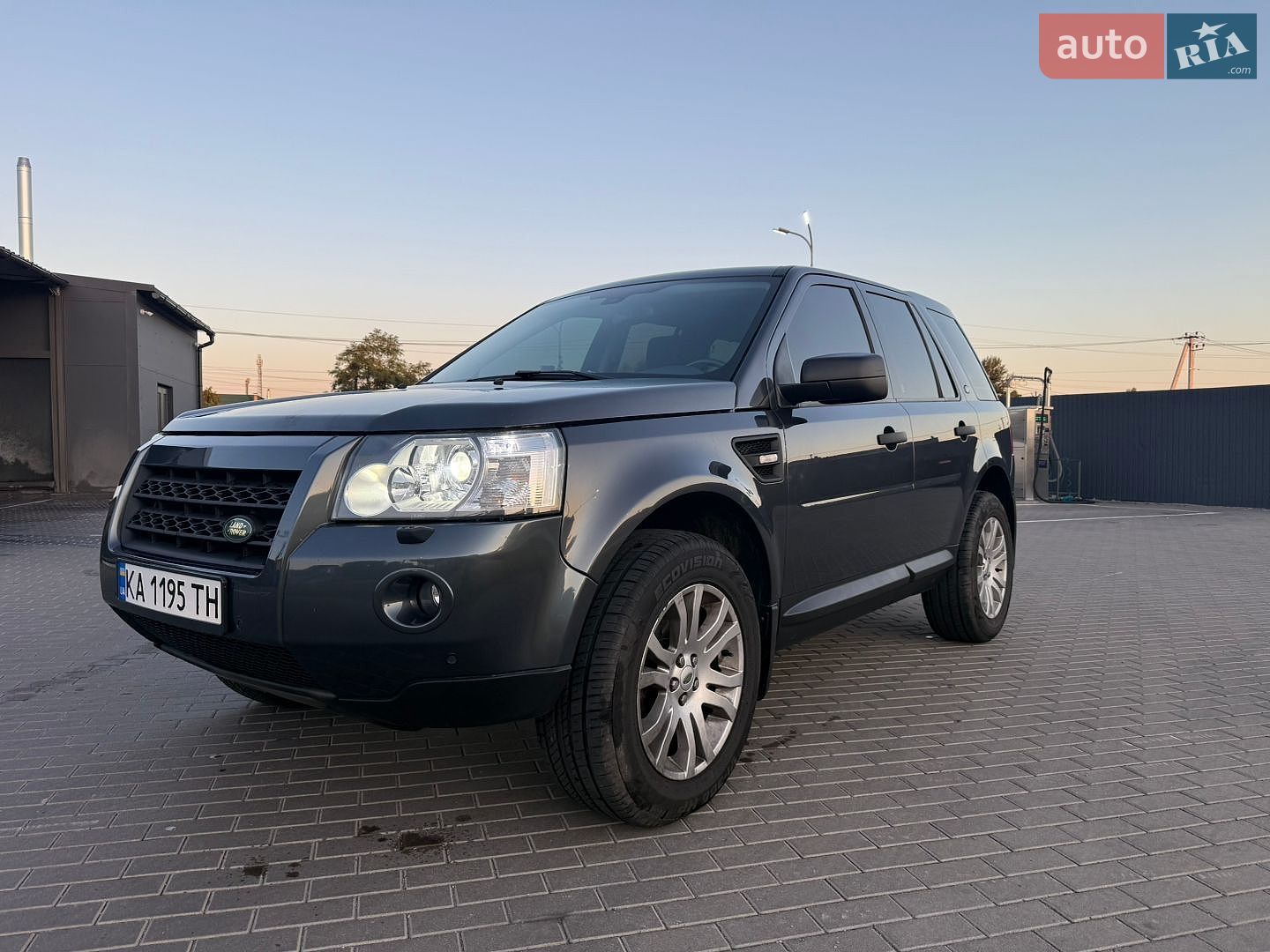 Land Rover Freelander 2009 VIN SALFA2BC3AH158404 фото оголошення 3 з 33