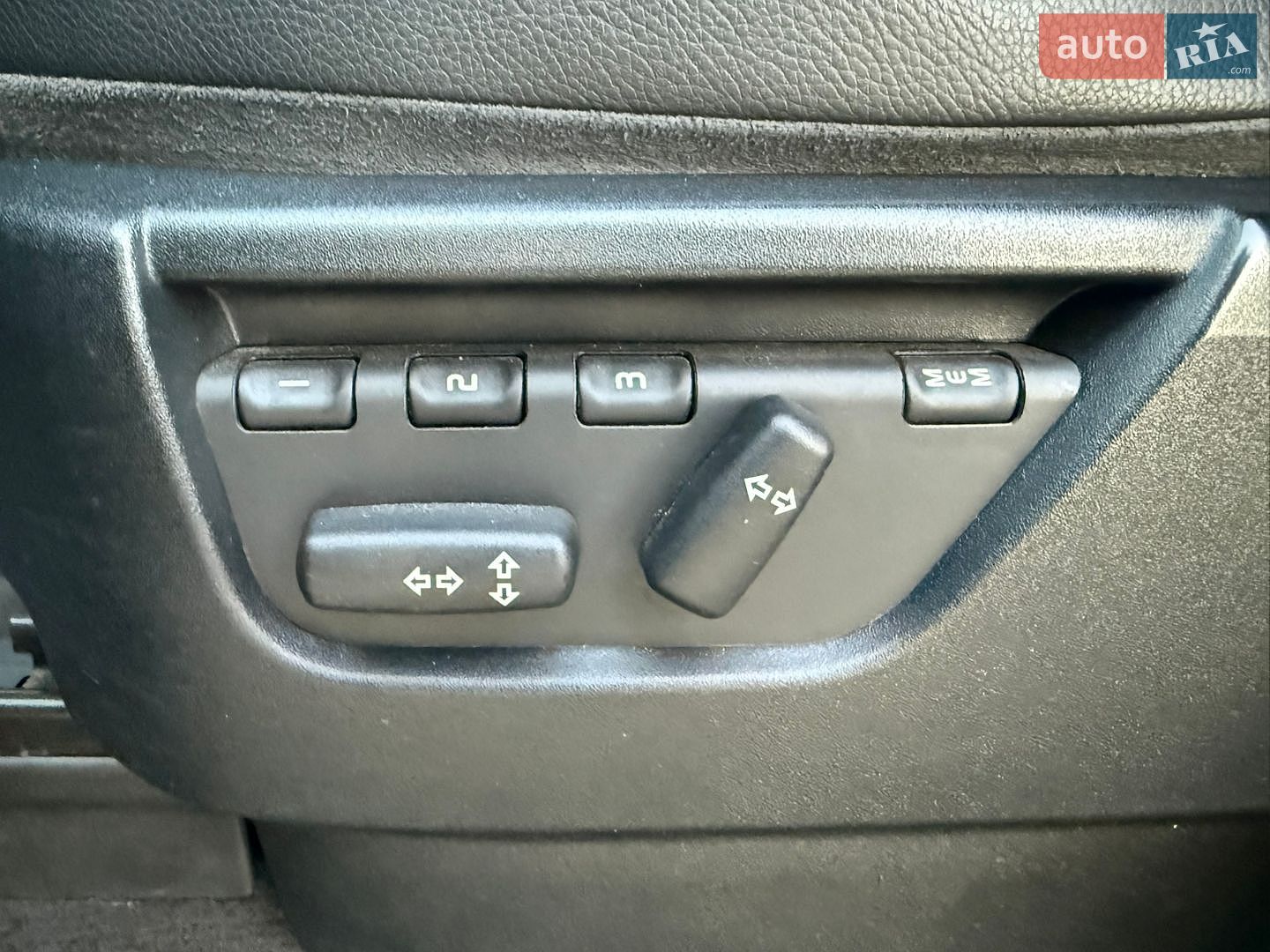 Land Rover Freelander 2009 VIN SALFA2BC3AH158404 фото оголошення 15 з 33