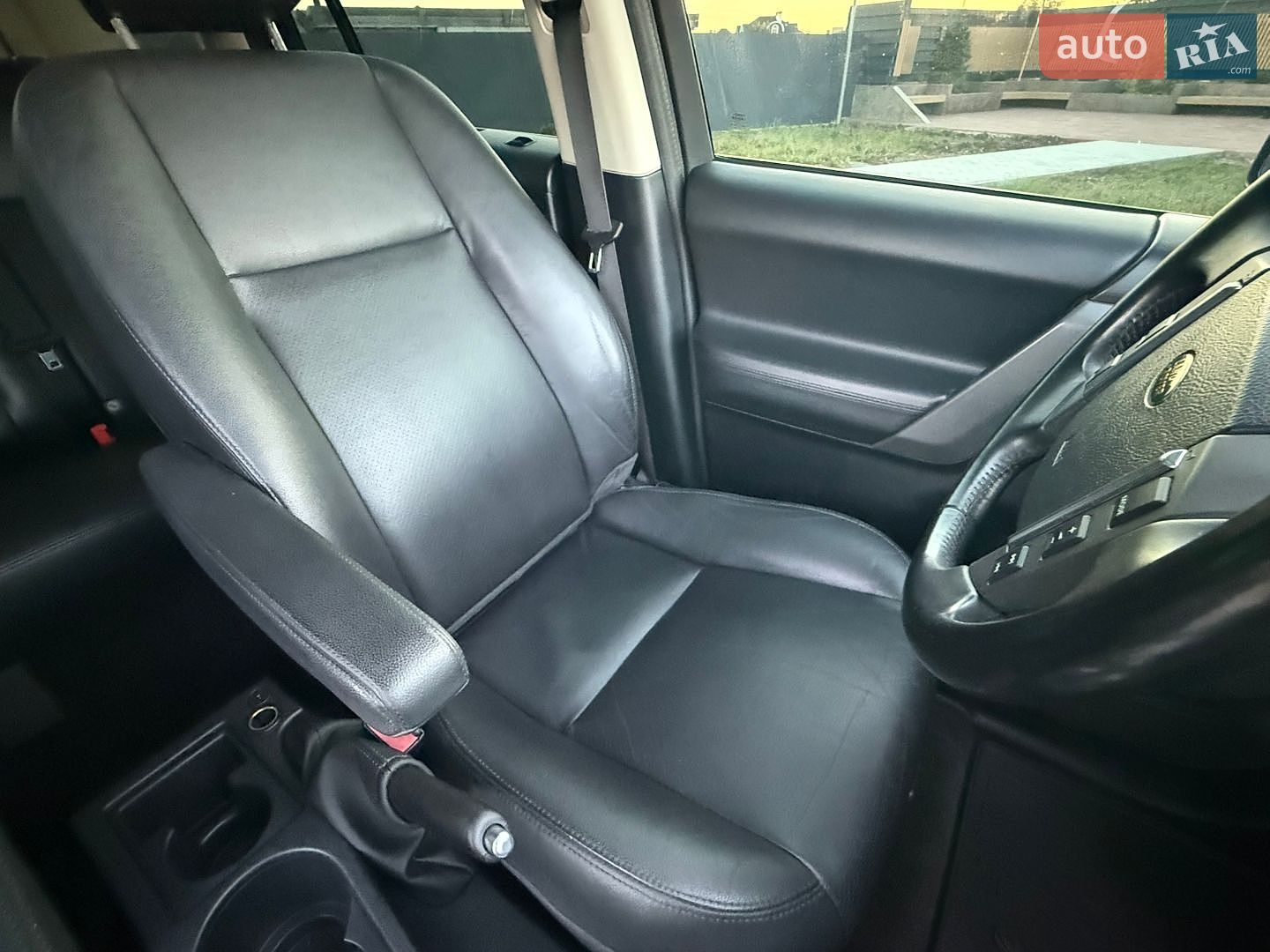 Land Rover Freelander 2009 VIN SALFA2BC3AH158404 фото оголошення 28 з 33