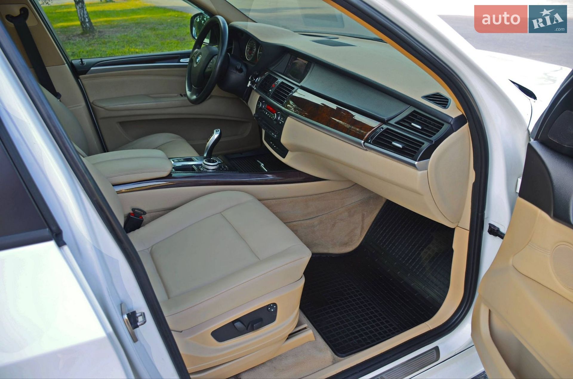 BMW X5 2012 VIN WBAZV41040L929019 фото оголошення 10 з 11