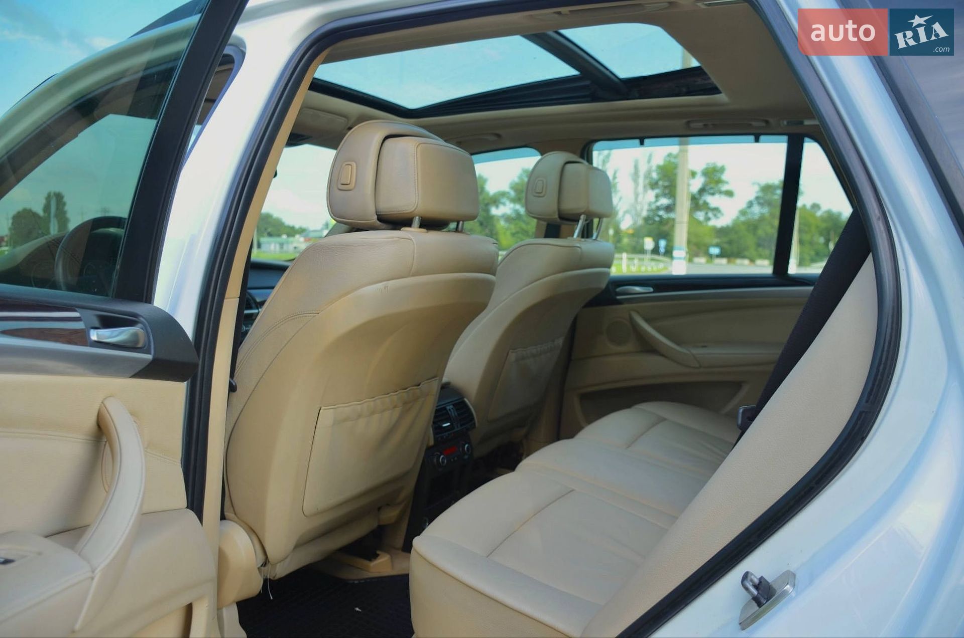BMW X5 2012 VIN WBAZV41040L929019 фото оголошення 8 з 11