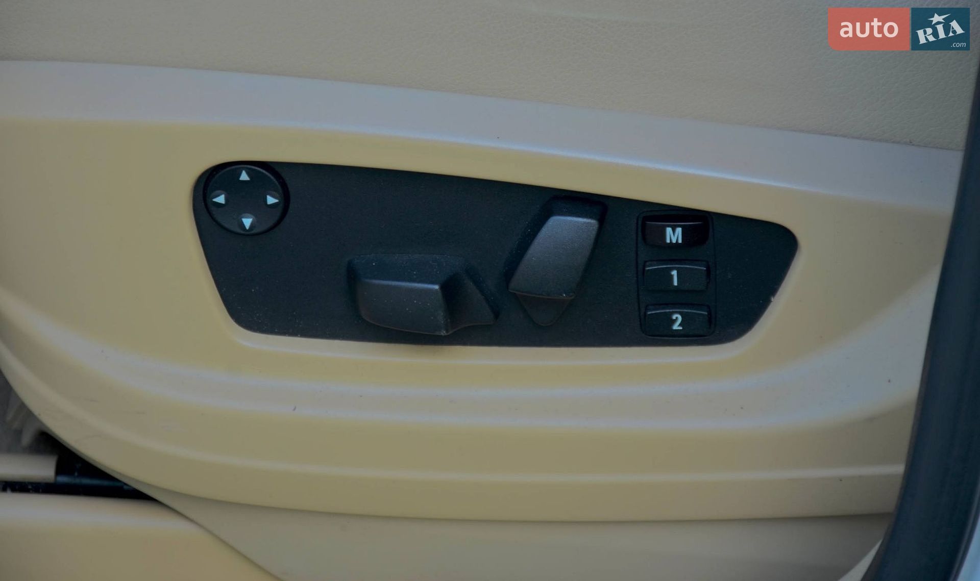 BMW X5 2012 VIN WBAZV41040L929019 фото оголошення 7 з 11