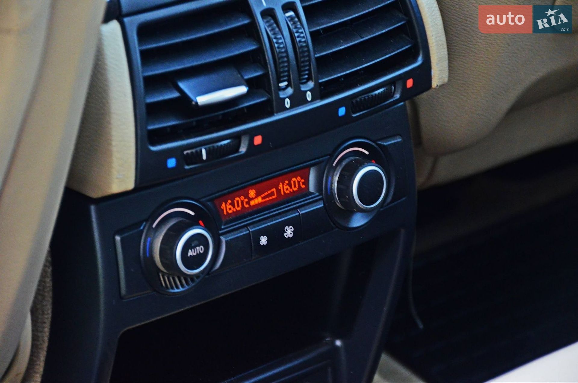 BMW X5 2012 VIN WBAZV41040L929019 фото оголошення 9 з 11