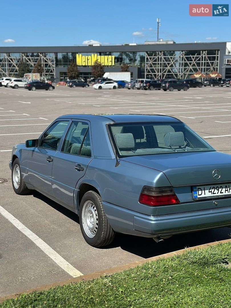 Mercedes-Benz E-Class 1993 VIN WDB1240221B926225 фото оголошення 7 з 31