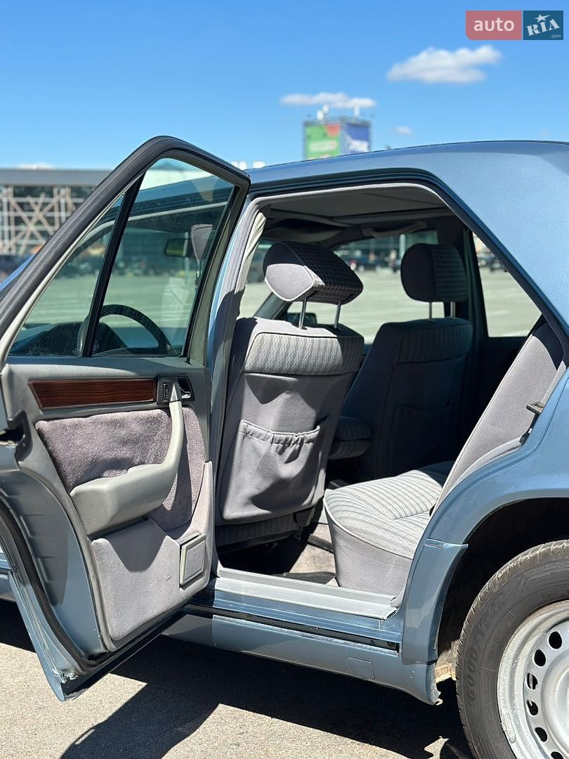 Mercedes-Benz E-Class 1993 VIN WDB1240221B926225 фото оголошення 13 з 31