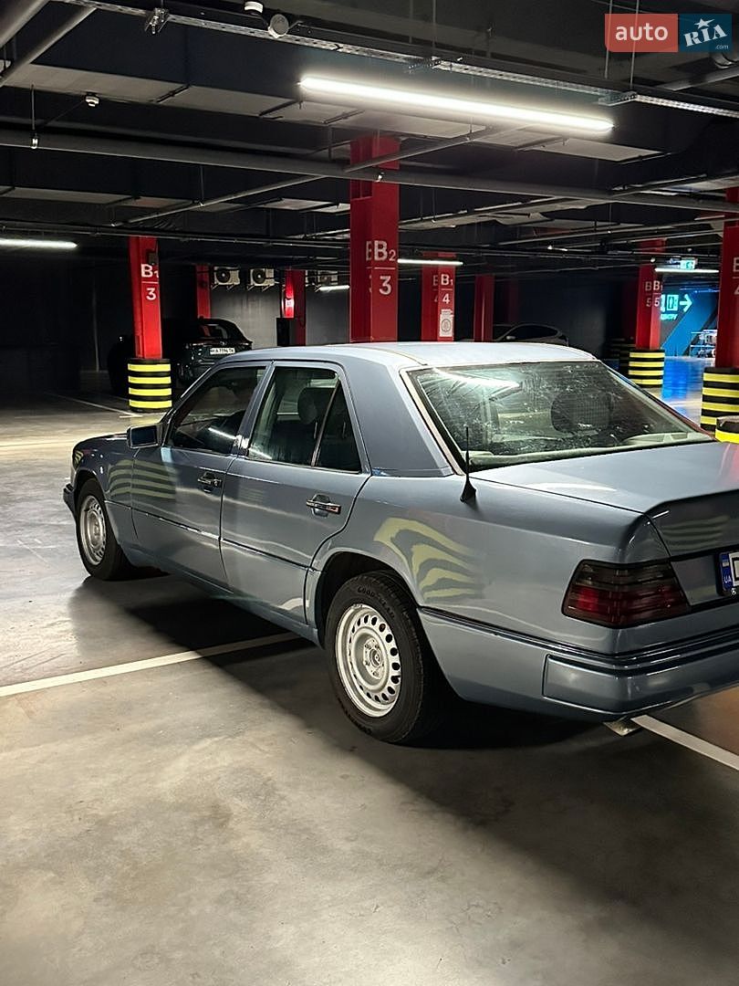 Mercedes-Benz E-Class 1993 VIN WDB1240221B926225 фото оголошення 18 з 31
