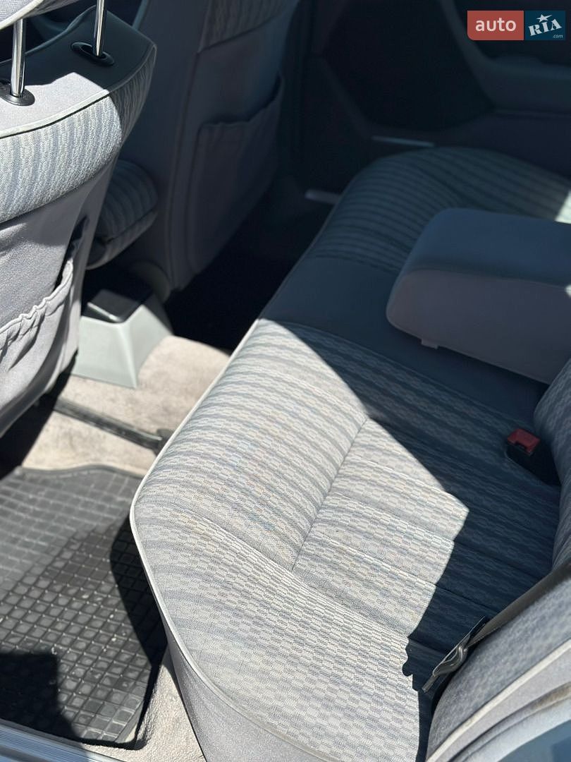 Mercedes-Benz E-Class 1993 VIN WDB1240221B926225 фото оголошення 21 з 31