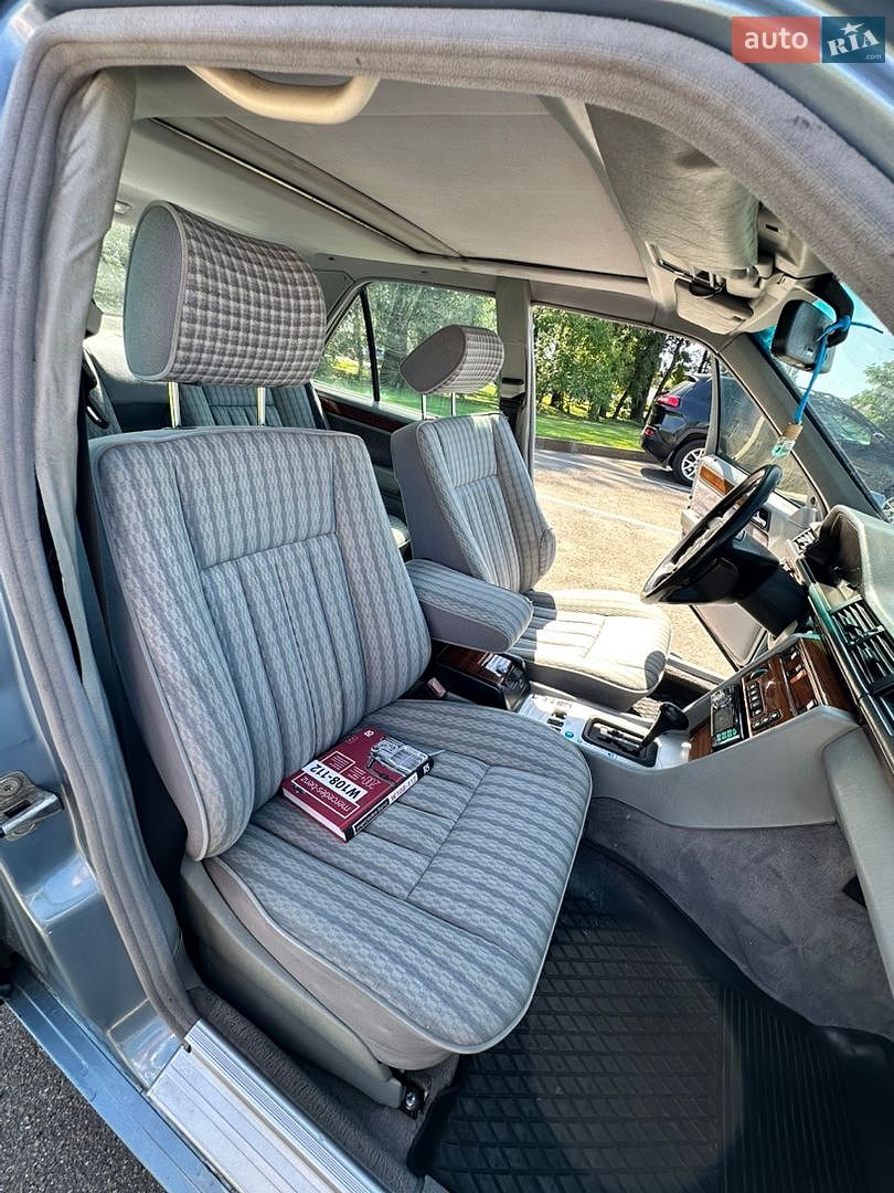Mercedes-Benz E-Class 1993 VIN WDB1240221B926225 фото оголошення 28 з 31
