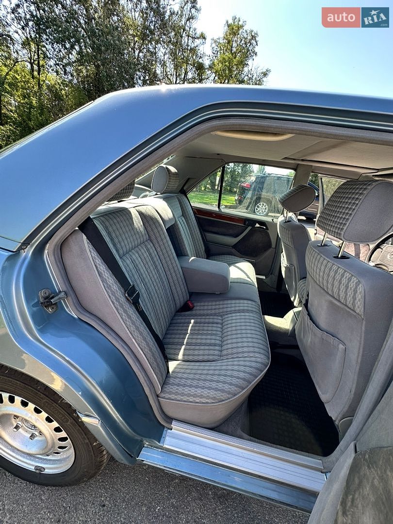 Mercedes-Benz E-Class 1993 VIN WDB1240221B926225 фото оголошення 29 з 31