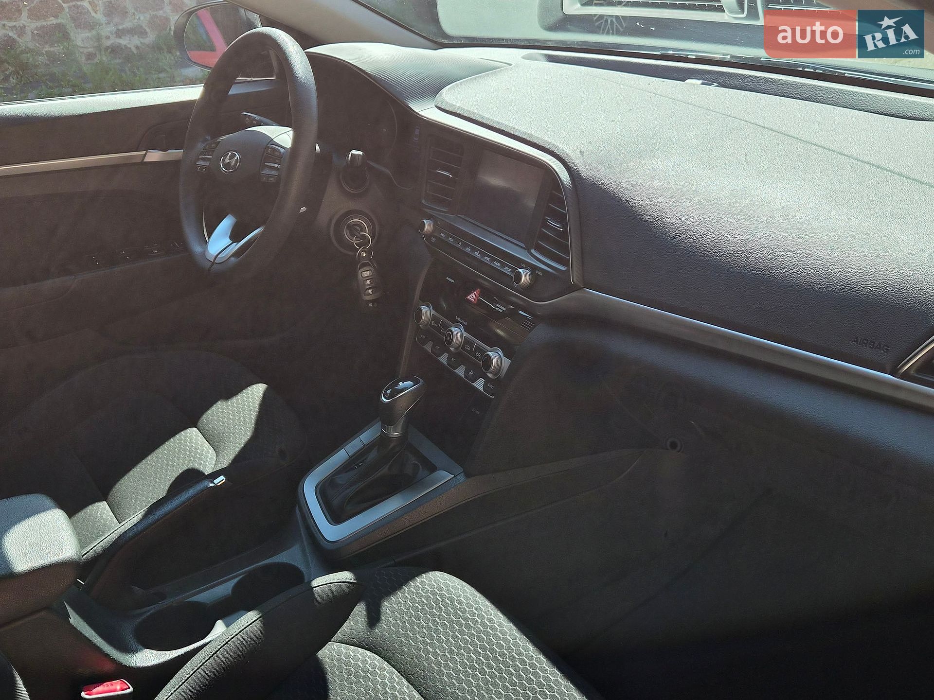 Hyundai Elantra 2020 VIN 5NPD84LF2LH611060 фото оголошення 31 з 47
