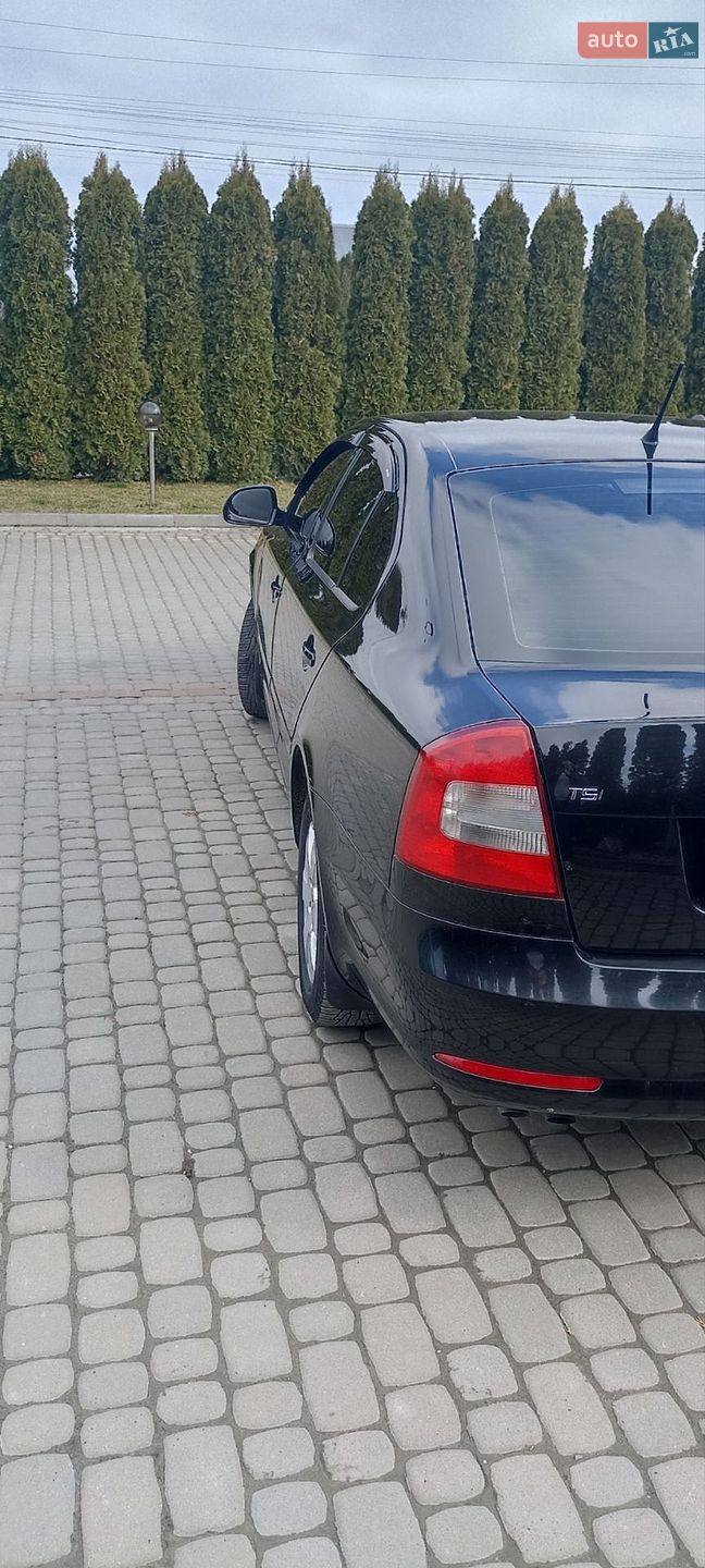 Skoda Octavia 2011 VIN TMBBK41Z7CB153751 фото оголошення 2 з 19