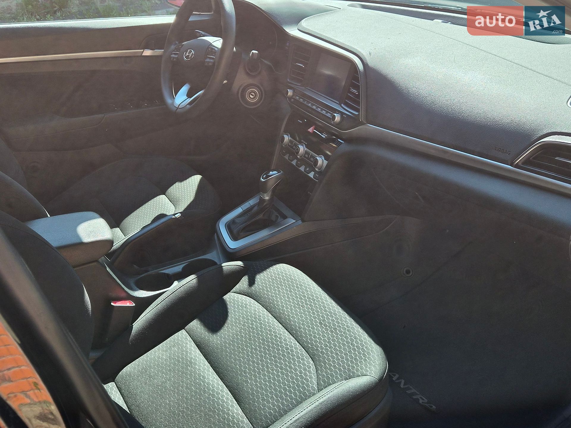 Hyundai Elantra 2020 VIN 5NPD84LF2LH611060 фото оголошення 40 з 58