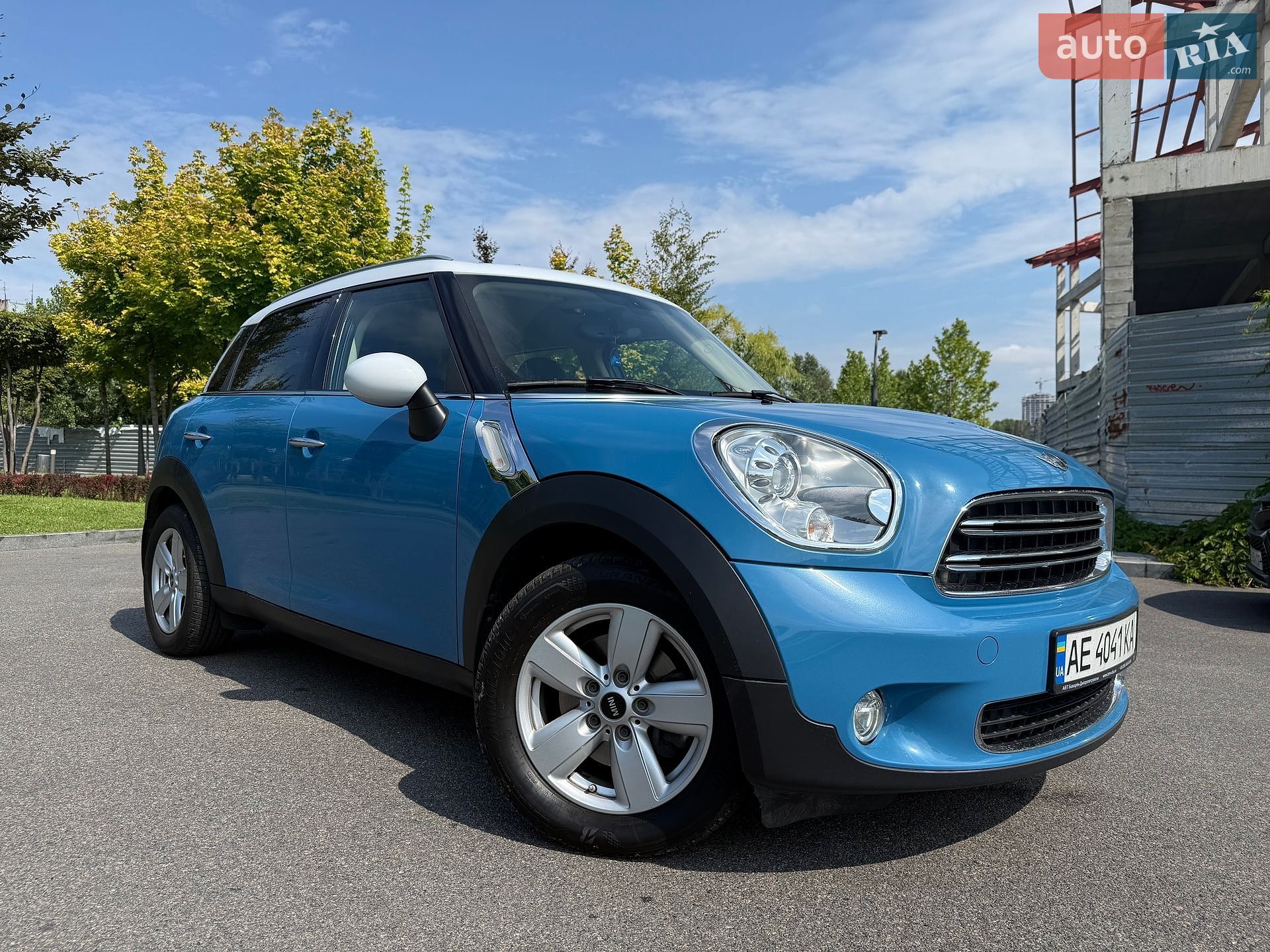 MINI Countryman 2016 VIN WMWZB31060WS63041 фото оголошення 11 з 29